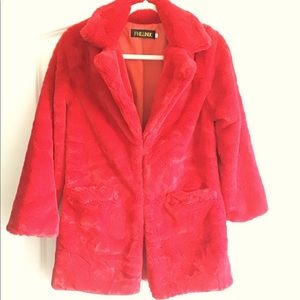 Fhillinuo Faux Red Fur Coat